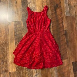 Speechless Womens’ Red Sleeveless Dress